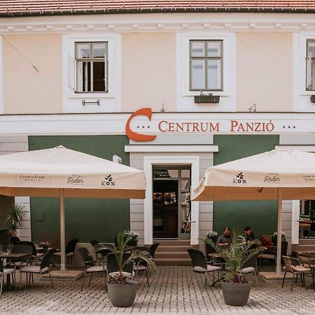 Centrum Panzio Mohacs Exterior photo